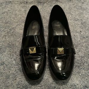 Michael Kora black patent shoes size 10M